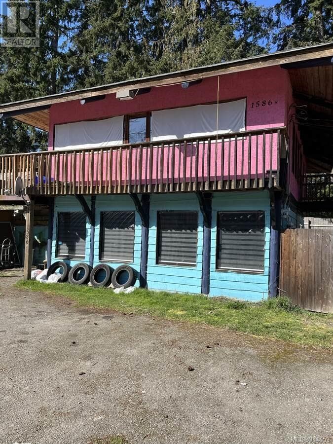 1586 MCKIBBON ROAD NORTH, Vancouver Island — photo 2