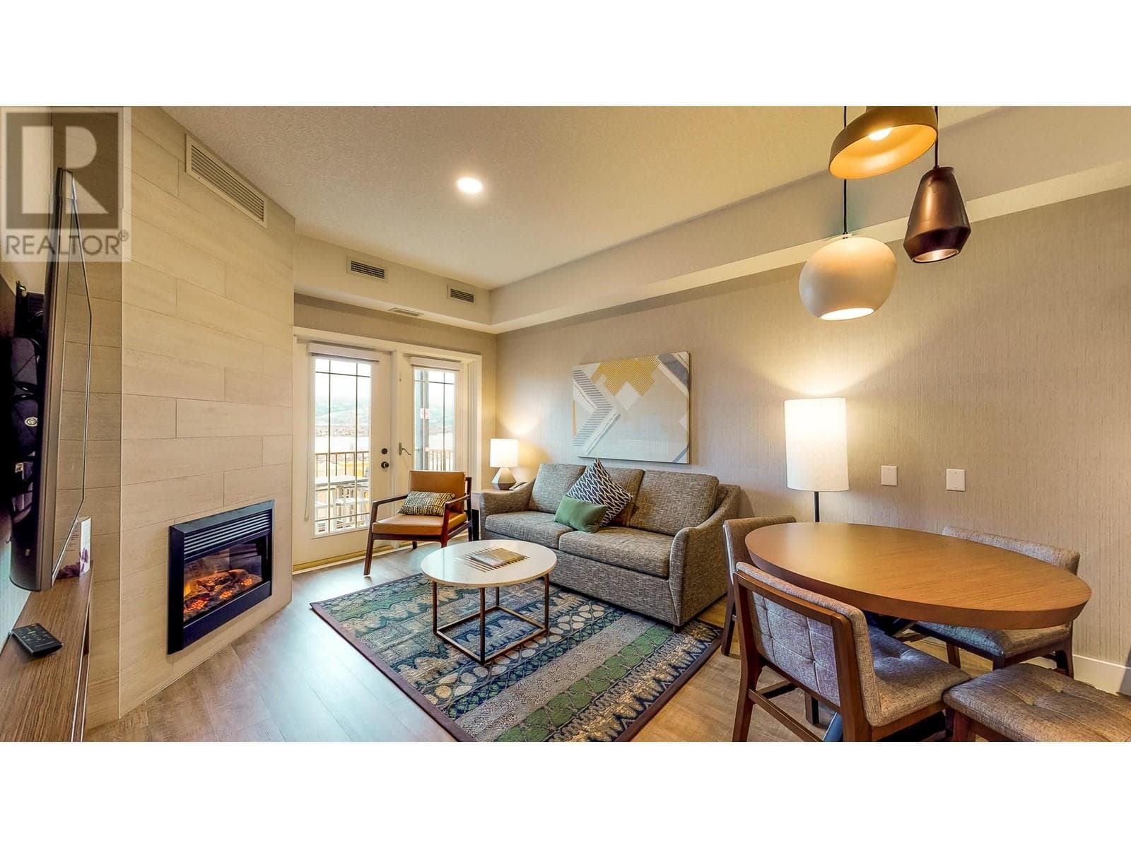 1200 RANCHER CREEK Road Unit# 215C, Interior REALTORS® — photo 4