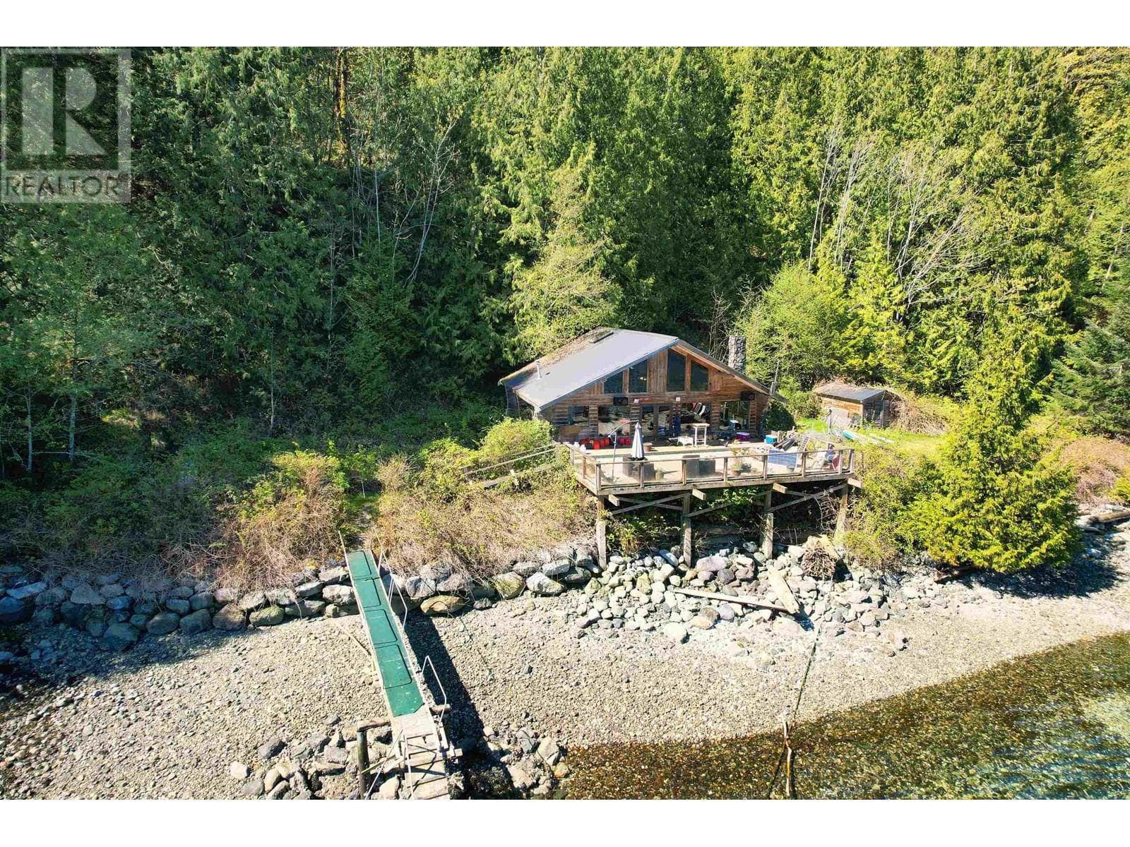 DALE 4055 EAST DARK COVE JERVIS ROAD, Greater Vancouver — photo 2