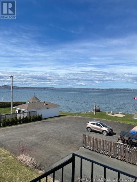 415 CHALEUR STREET, New Brunswick — photo 2