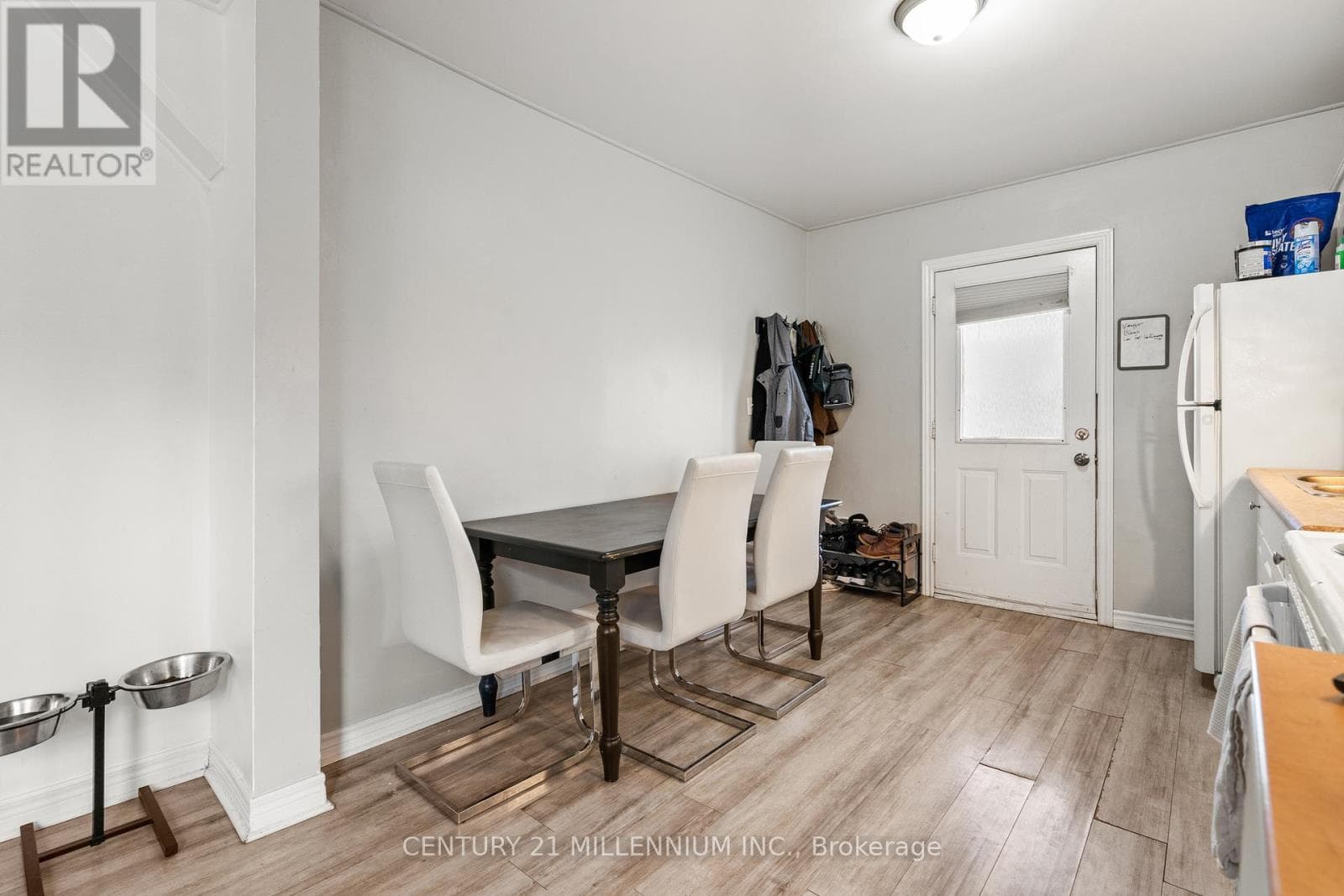 207 BEAVER STREET, Toronto — photo 4
