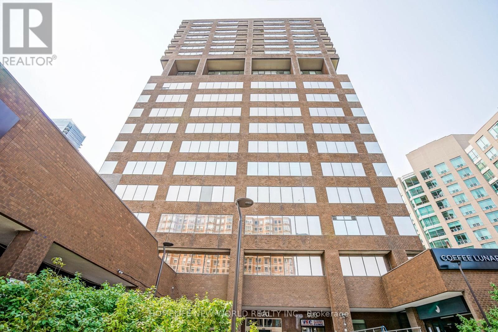 LEVEL 7 - 920 YONGE STREET in Annex