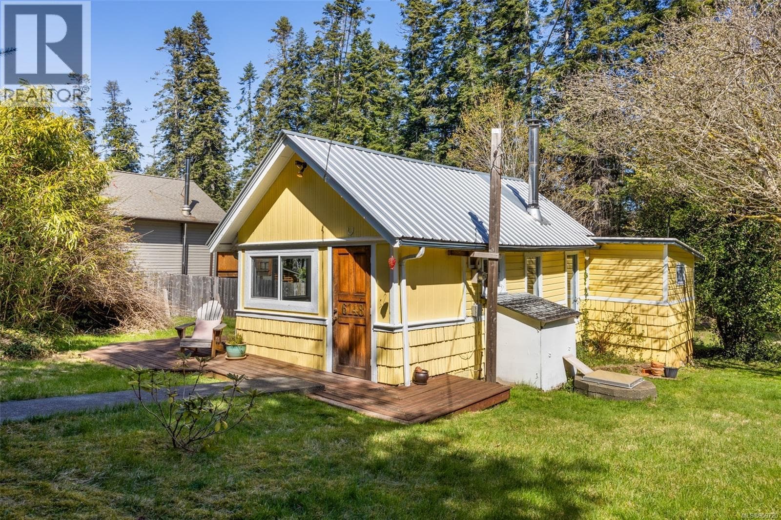 6148 ALDERGROVE DRIVE, Vancouver Island — photo 3