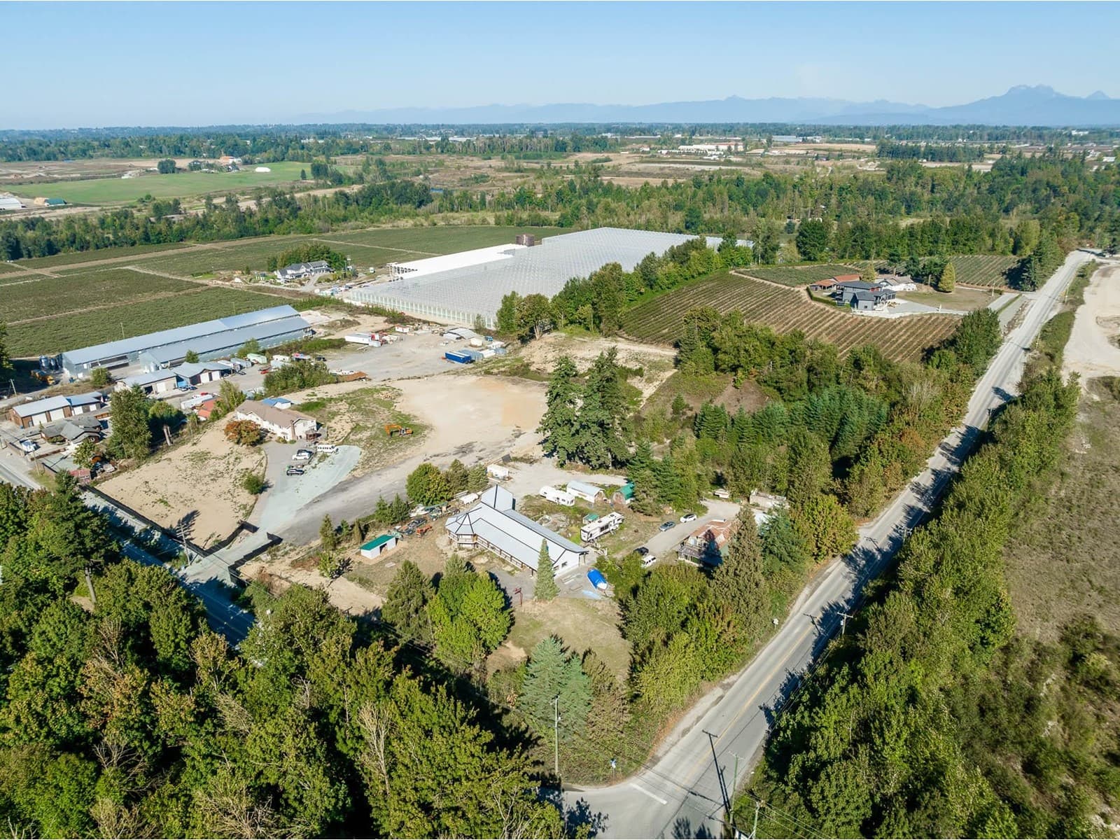 857 BRADNER ROAD, Fraser Valley — photo 2