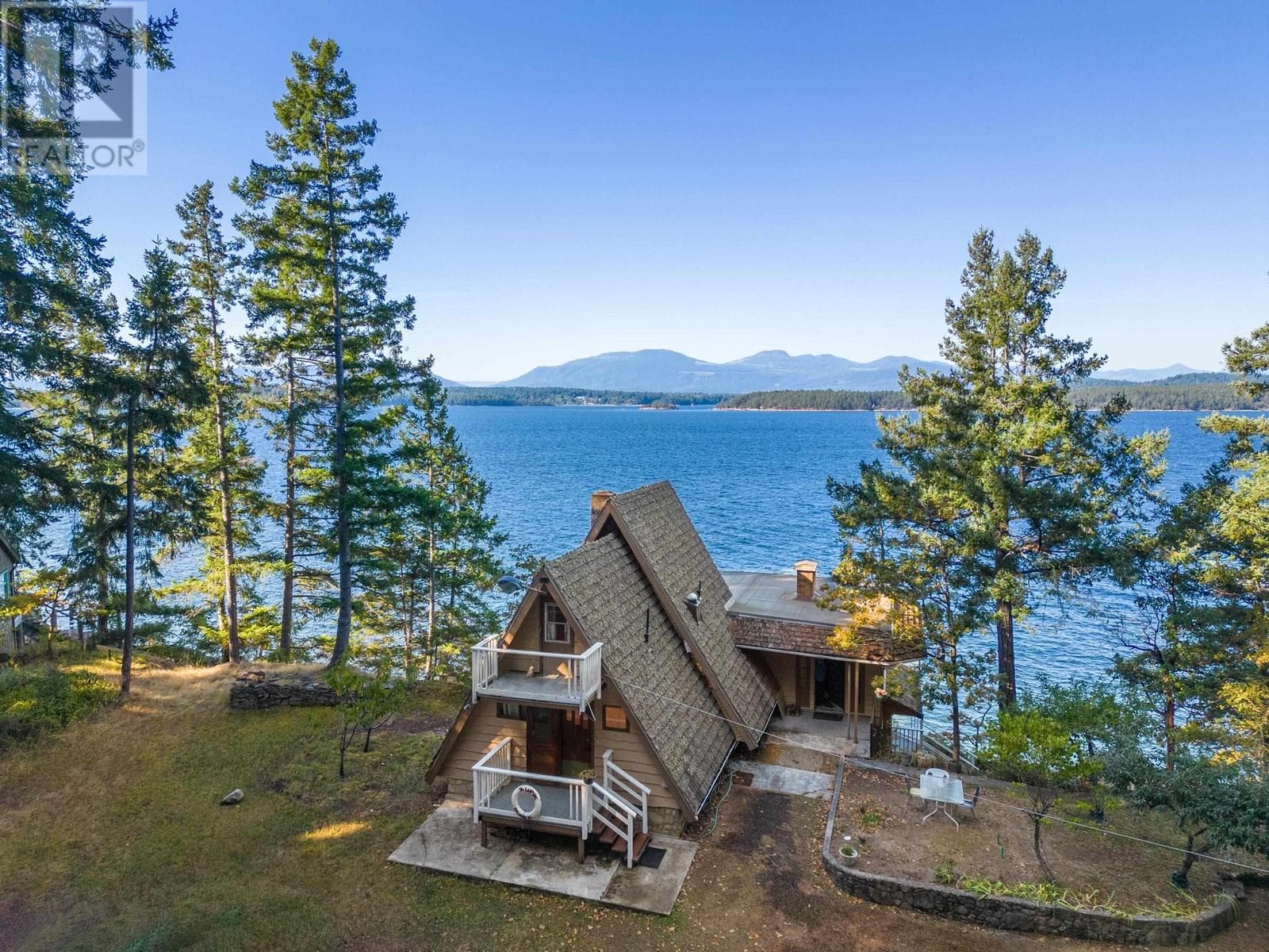 315 DEACON LANE, Greater Vancouver — photo 4