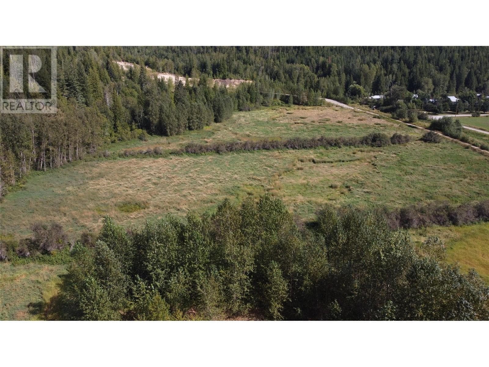 Lot 2 Oxbow Frontage Road, Interior REALTORS® — photo 4