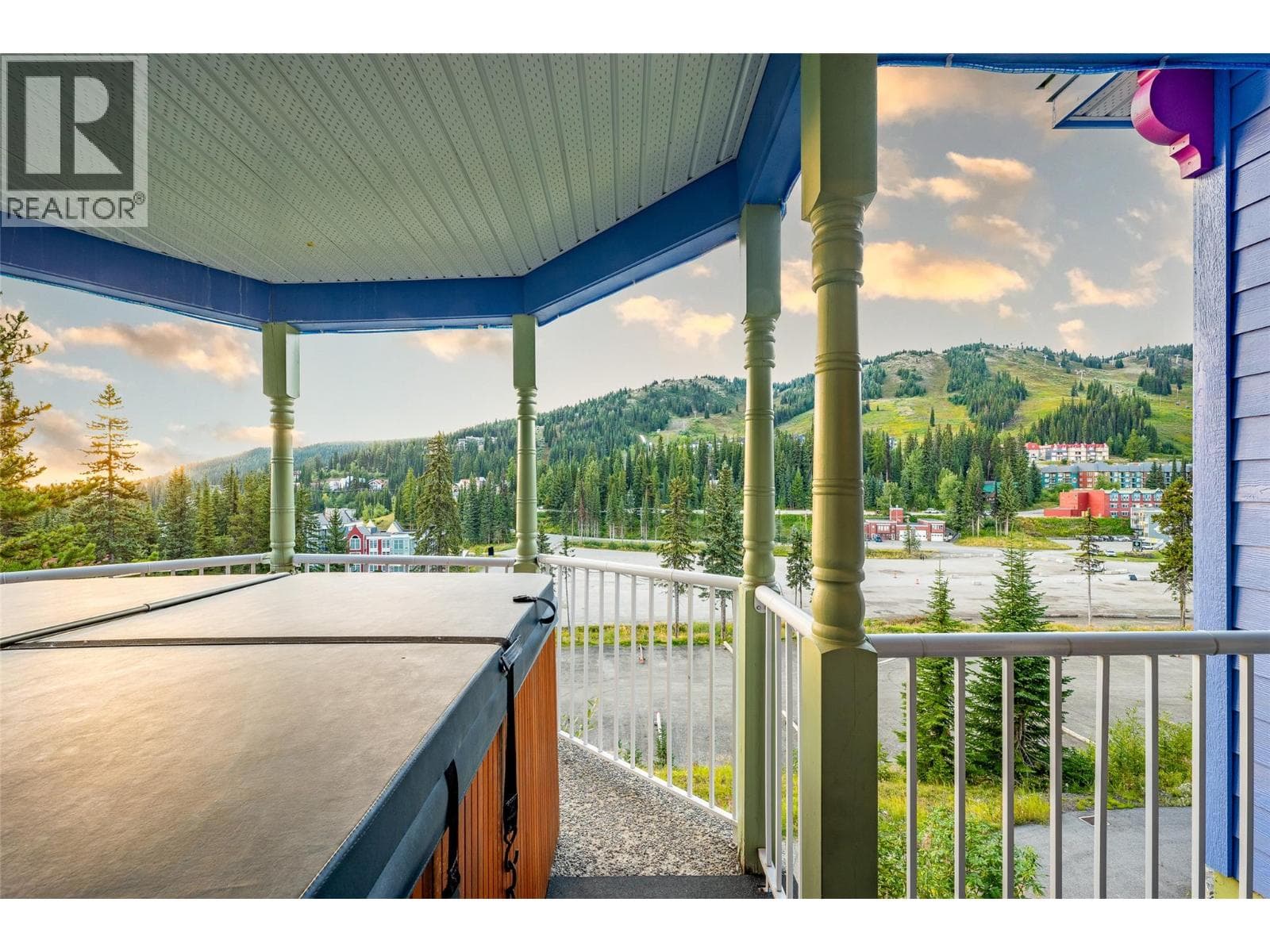 415 SILVER QUEEN ROAD UNIT 2, Interior REALTORS® — photo 2