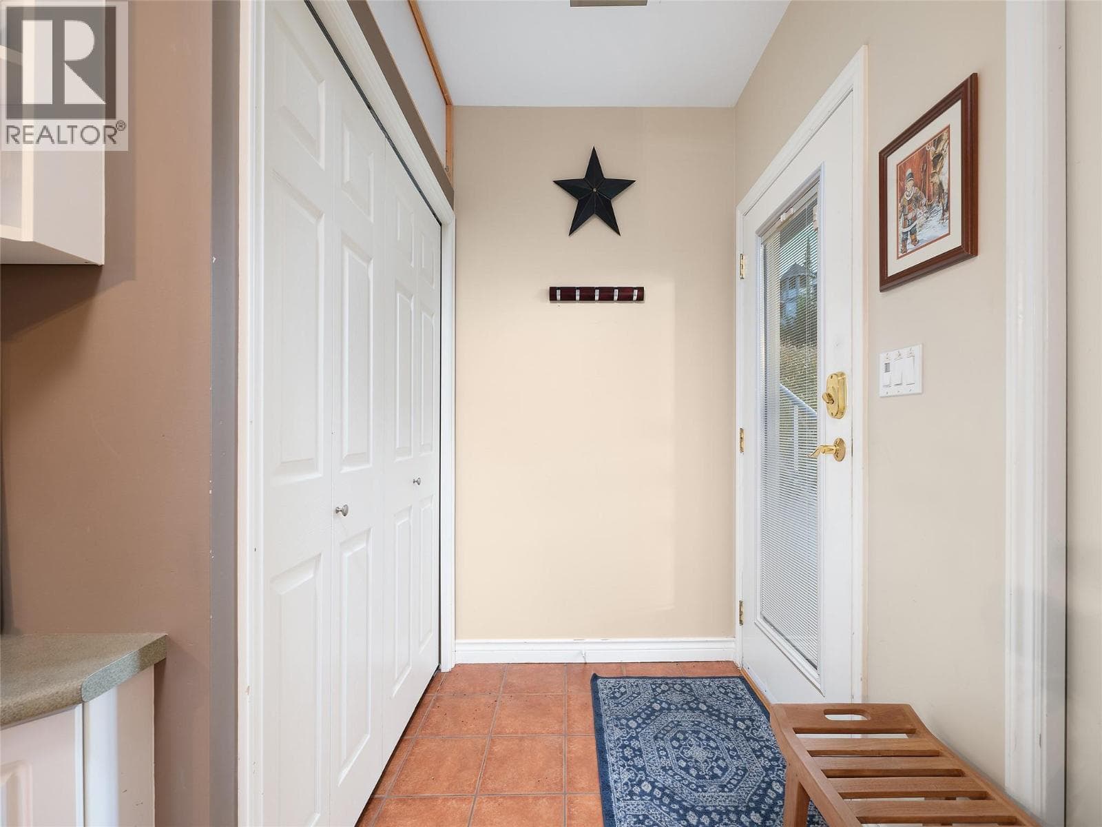 415 SILVER QUEEN ROAD UNIT 2, Interior REALTORS® — photo 2