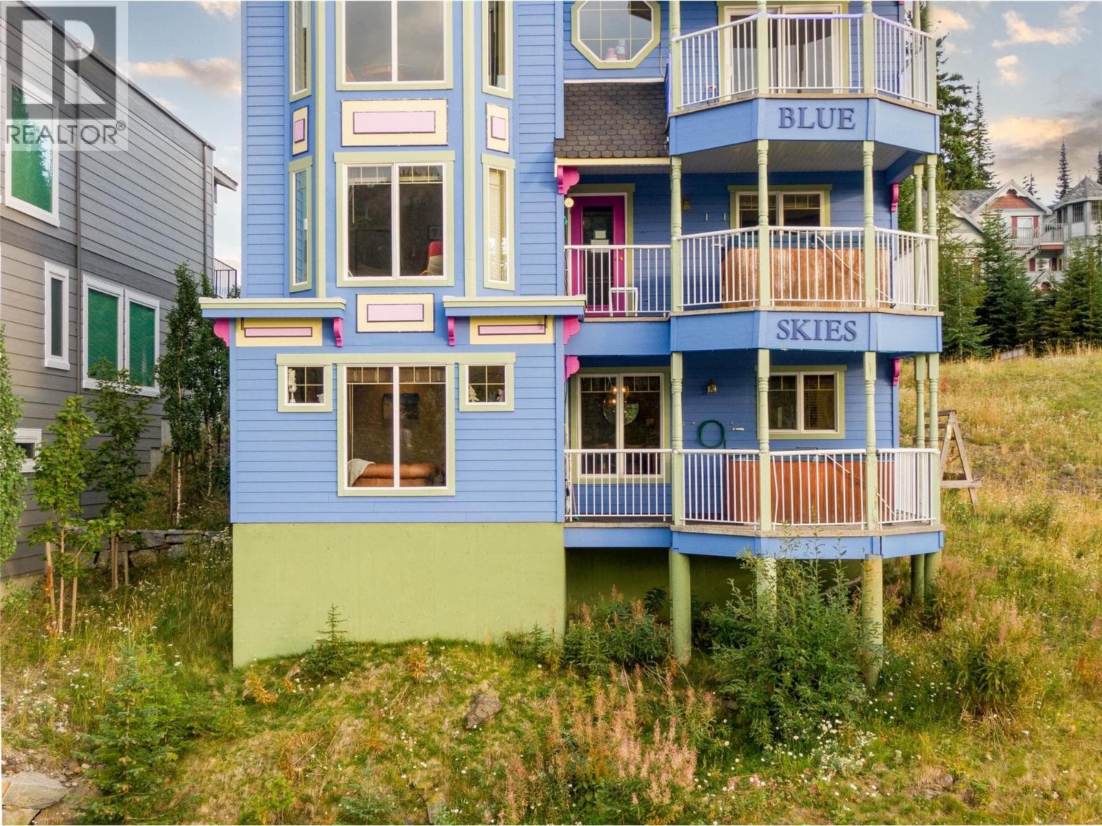 415 SILVER QUEEN ROAD UNIT 2, Interior REALTORS® — photo 3