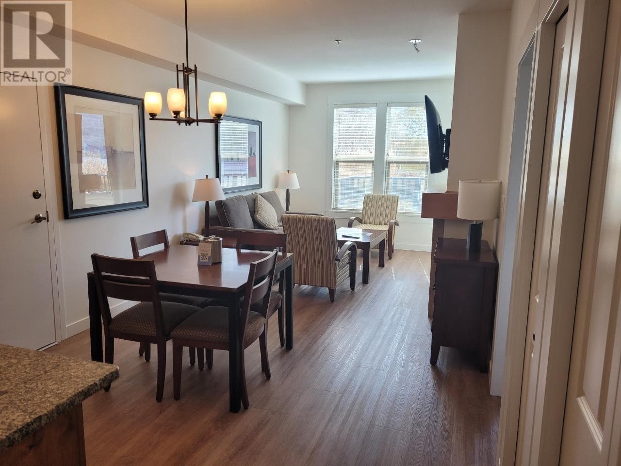 4200 Lakeshore Drive Unit# 110, Interior REALTORS® — photo 3