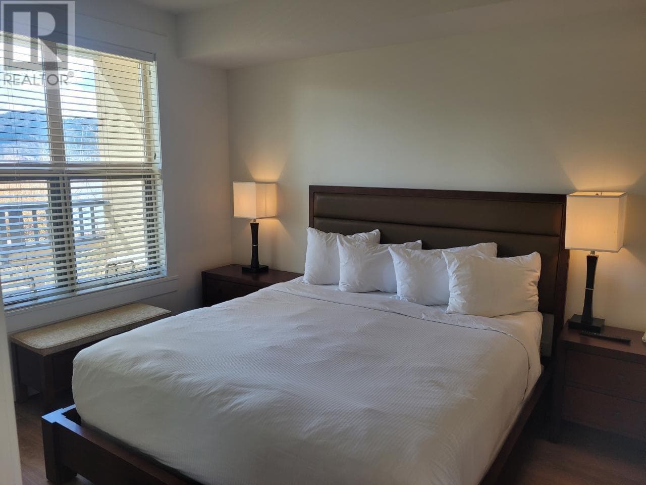 4200 Lakeshore Drive Unit# 110, Interior REALTORS® — photo 5