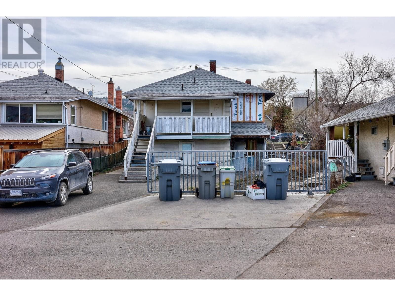 636-640 BATTLE Street, Interior REALTORS® — photo 4