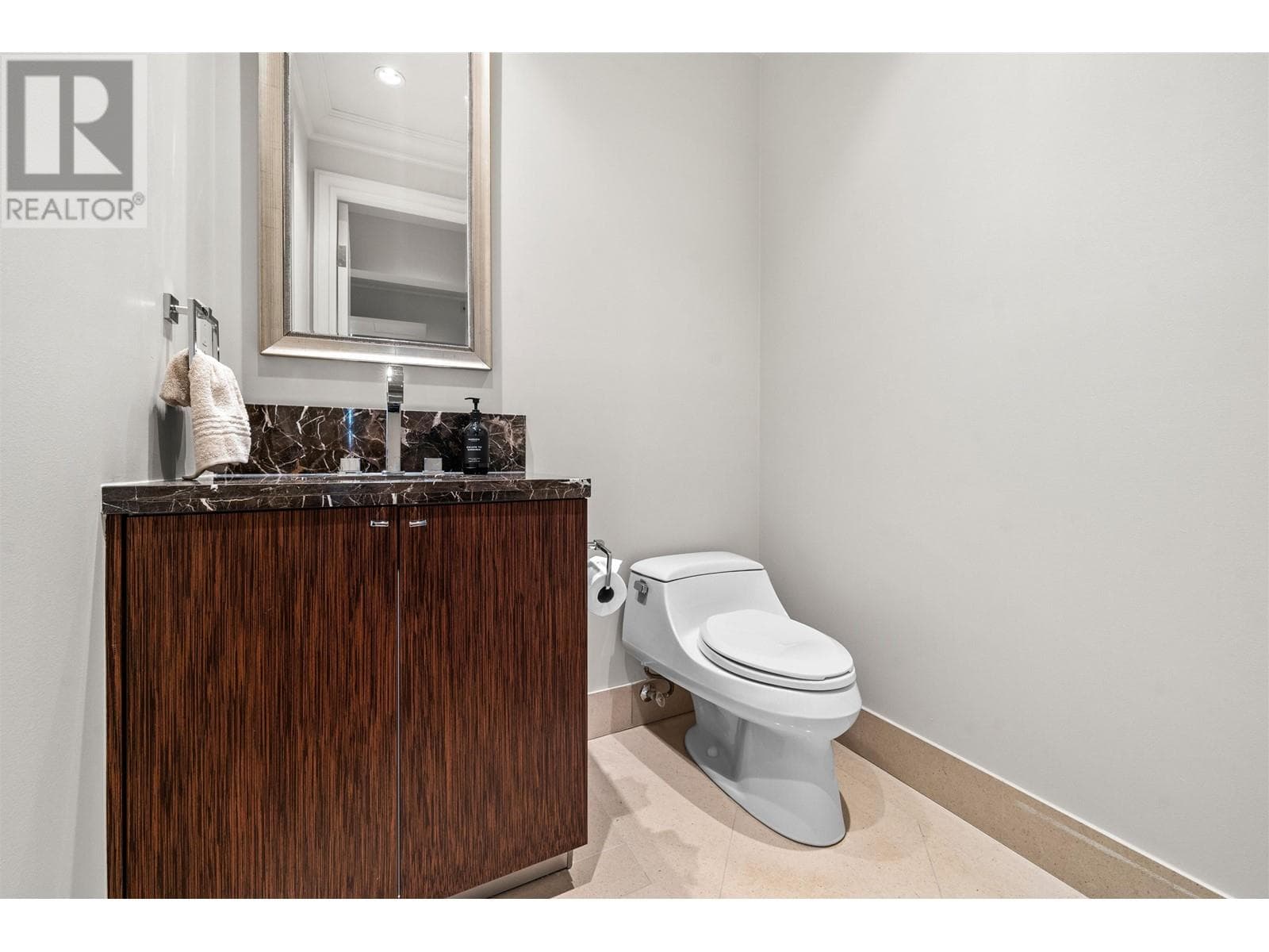 402 568 WATERS EDGE CRESCENT, Greater Vancouver — photo 3