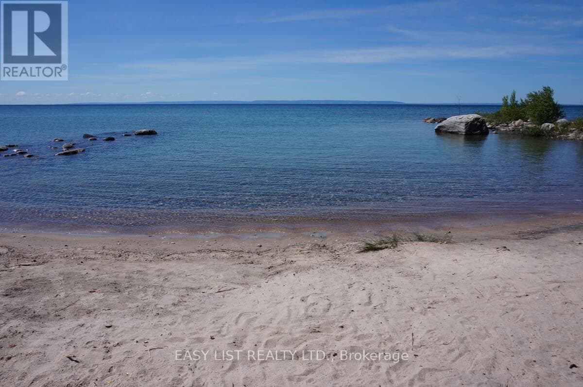 1536 TINY BEACHES ROAD NORTH in 