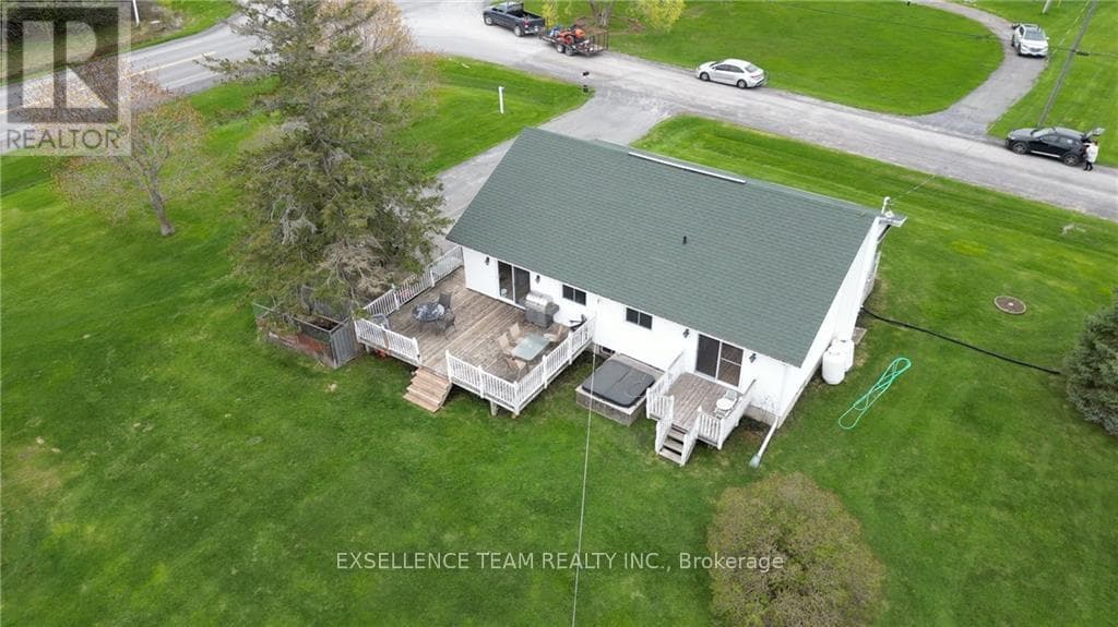 19100 KENYON CONC ROAD 7 ROAD, Cornwall — photo 3