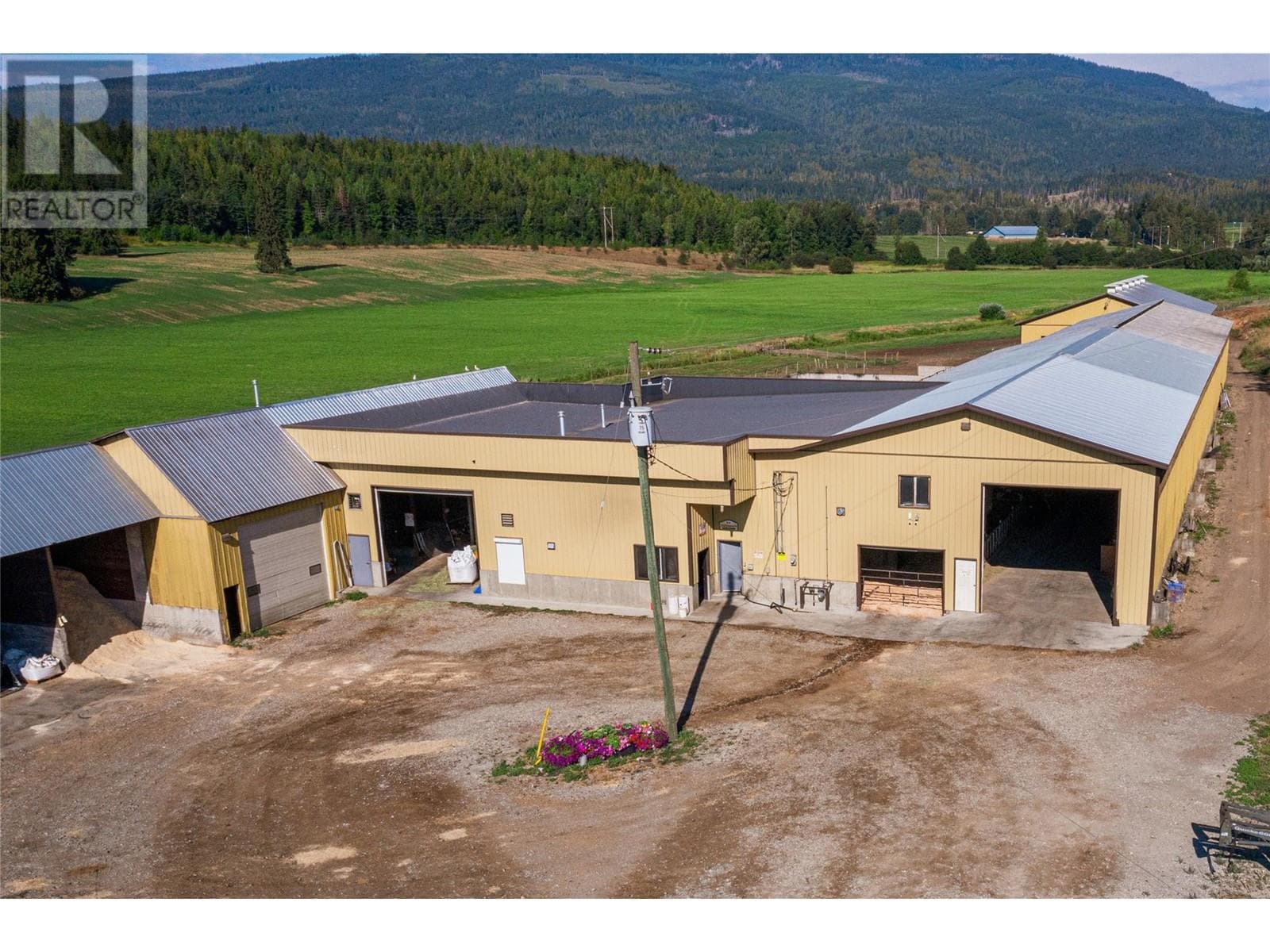 9982 HIGHWAY 97B, Interior REALTORS® — photo 4