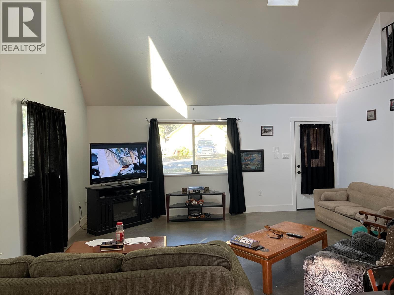 5763 PONDEROSA ROAD, Interior REALTORS® — photo 4