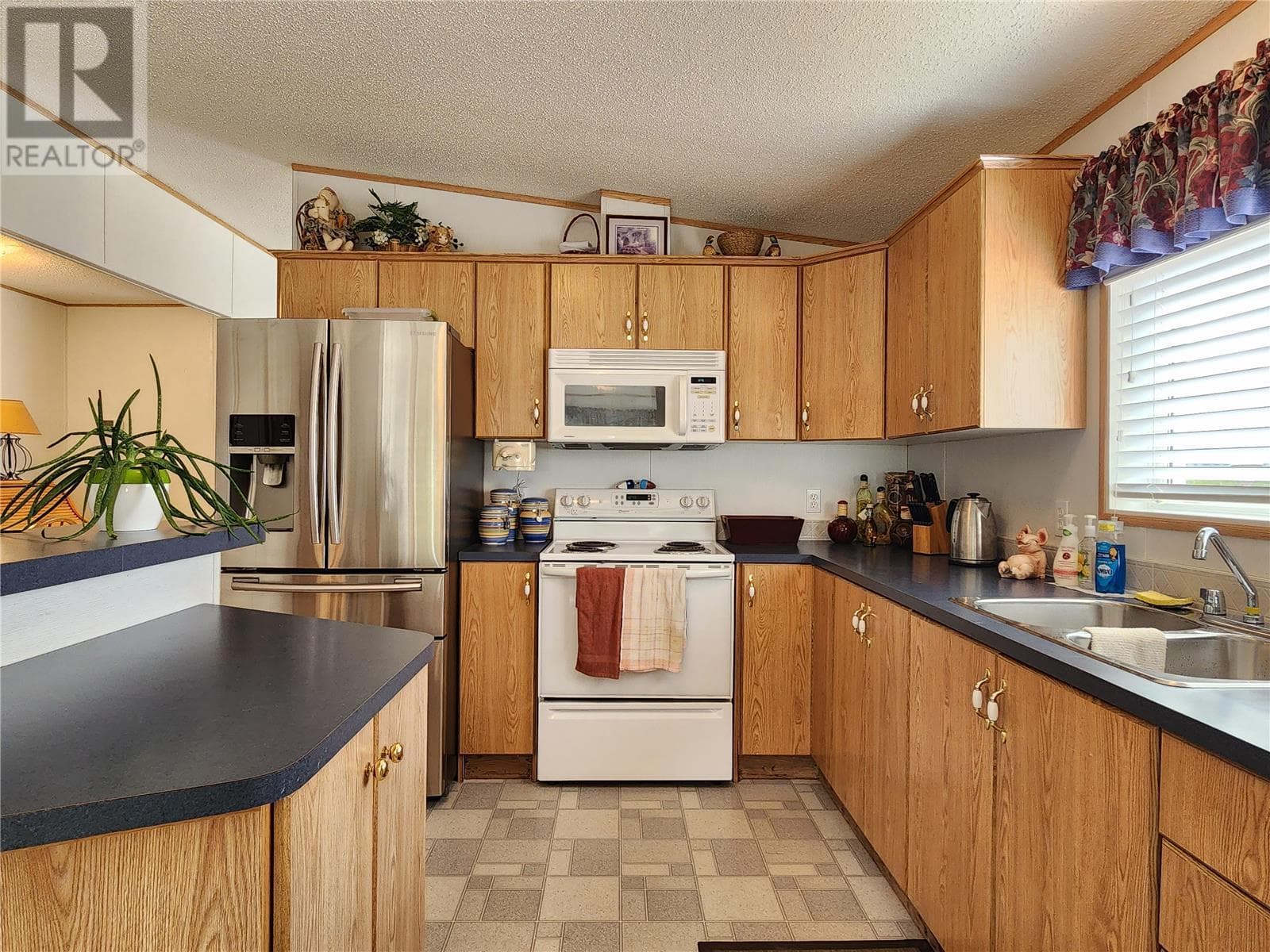 2035 BOUCHERIE ROAD UNIT 117, Interior REALTORS® — photo 5