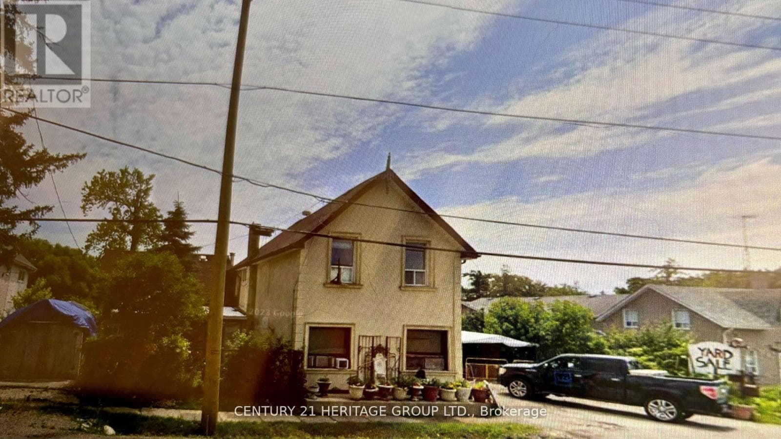 10953 JANE STREET in Around Maple