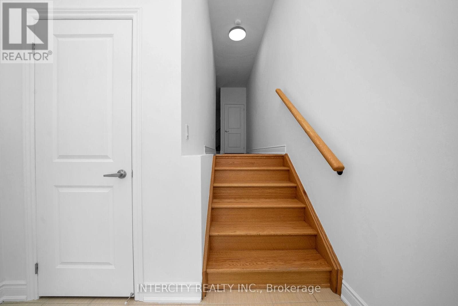 20 TARMOLA PARK COURT, Toronto — photo 4