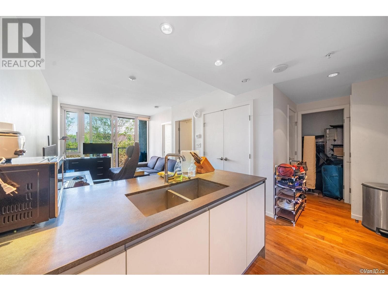 608 8488 CORNISH STREET, Greater Vancouver — photo 3