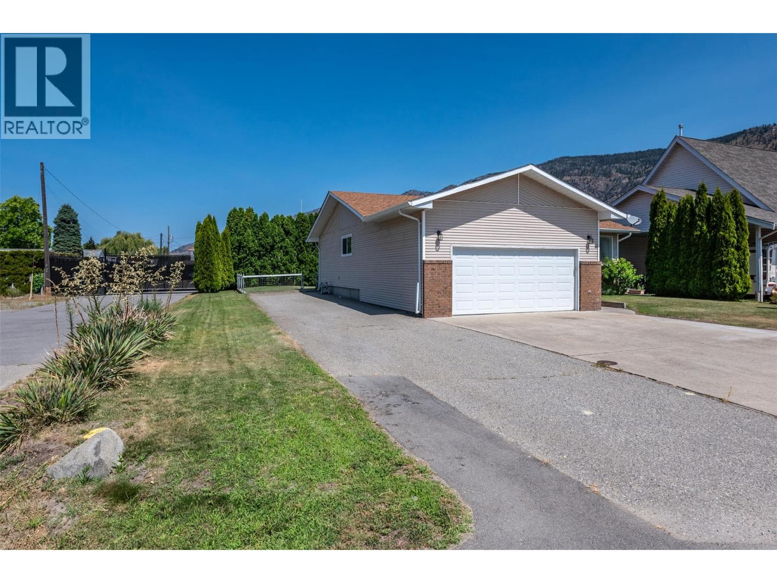 44 BAYVIEW CRESCENT, Interior REALTORS® — photo 5
