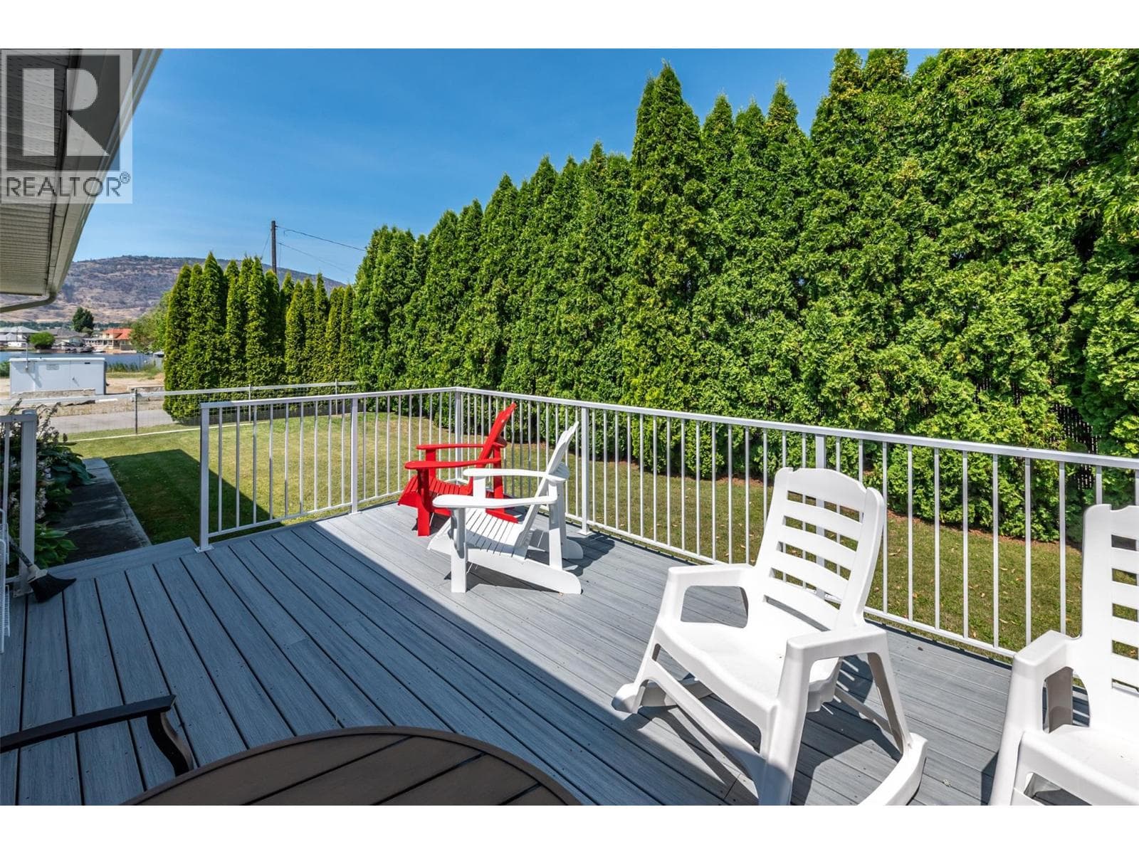 44 BAYVIEW CRESCENT, Interior REALTORS® — photo 3