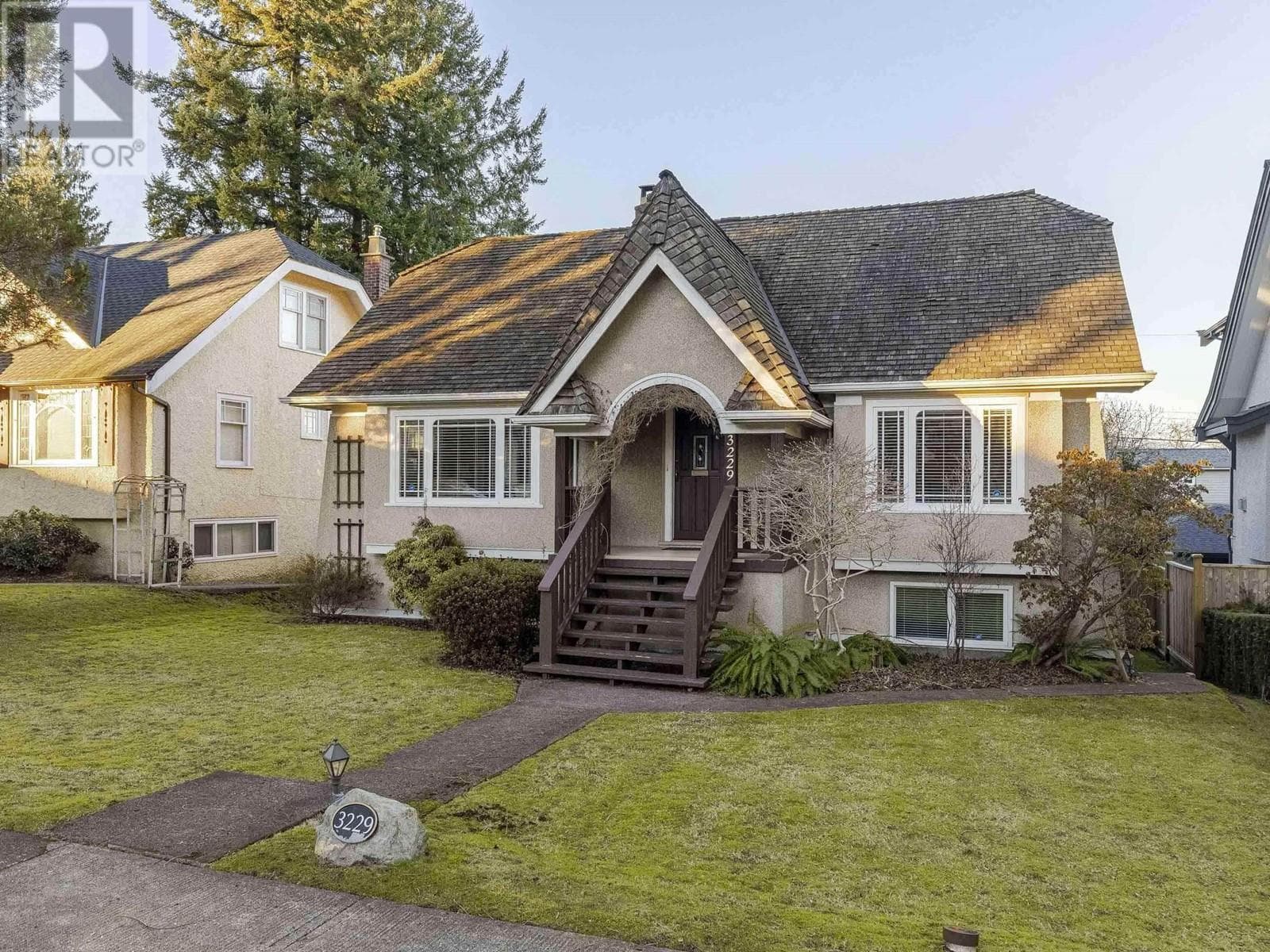 3229 WEST 24TH AVENUE, Greater Vancouver