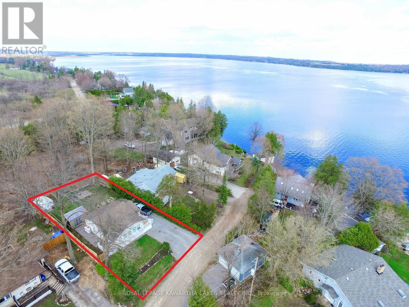 21 PLEASURE STREET, Central Lakes — photo 3
