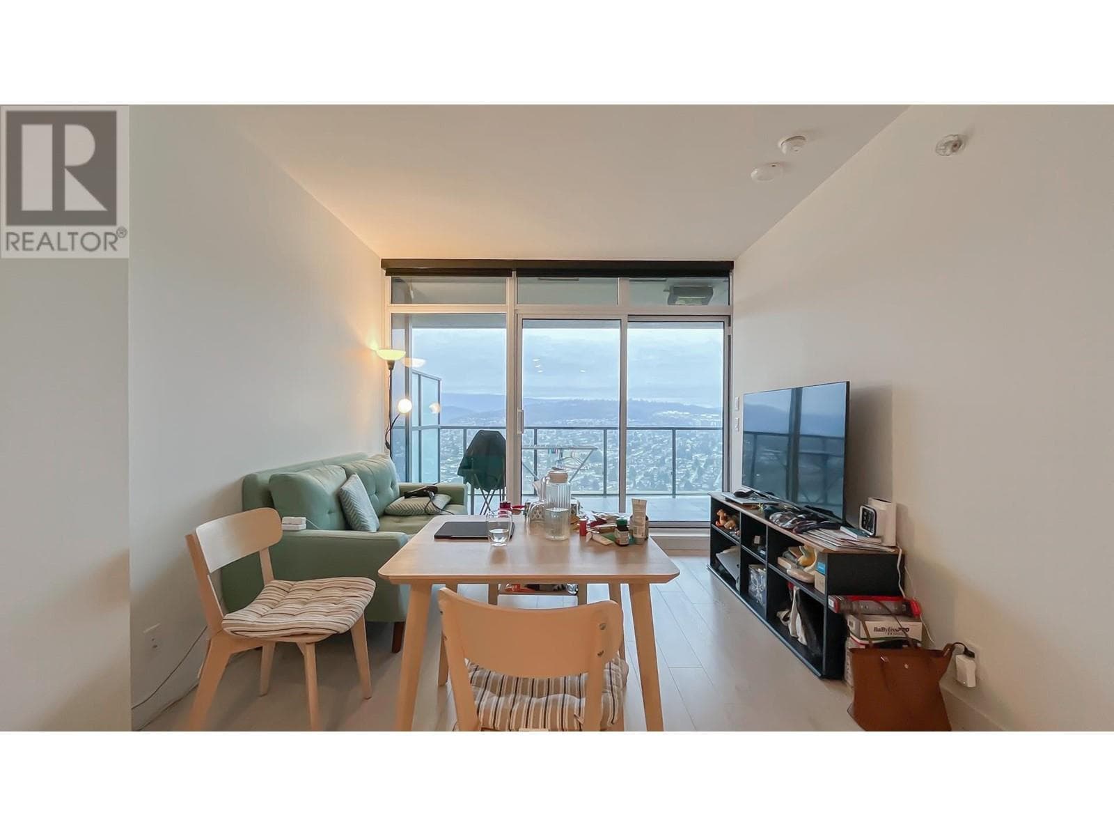 4605 4880 LOUGHEED HIGHWAY, Greater Vancouver — photo 4