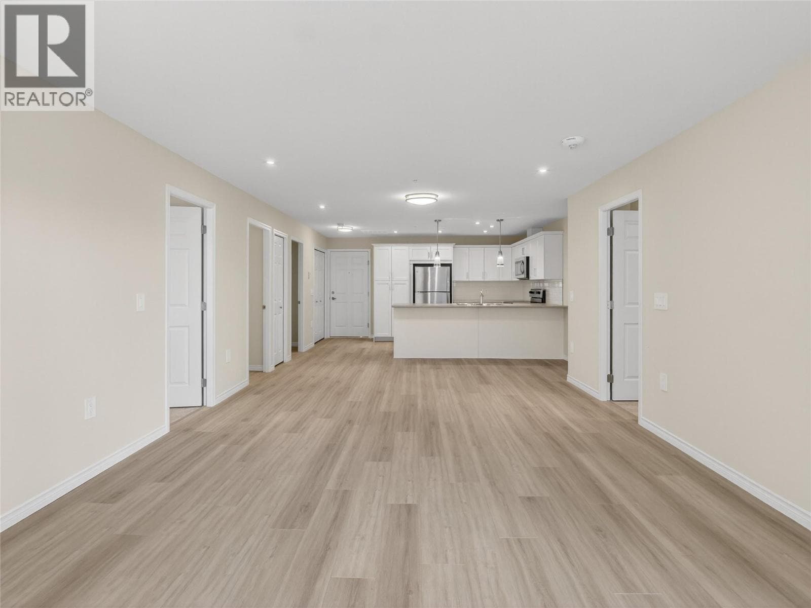 3362 SKAHA LAKE ROAD UNIT 604, Interior REALTORS® — photo 5