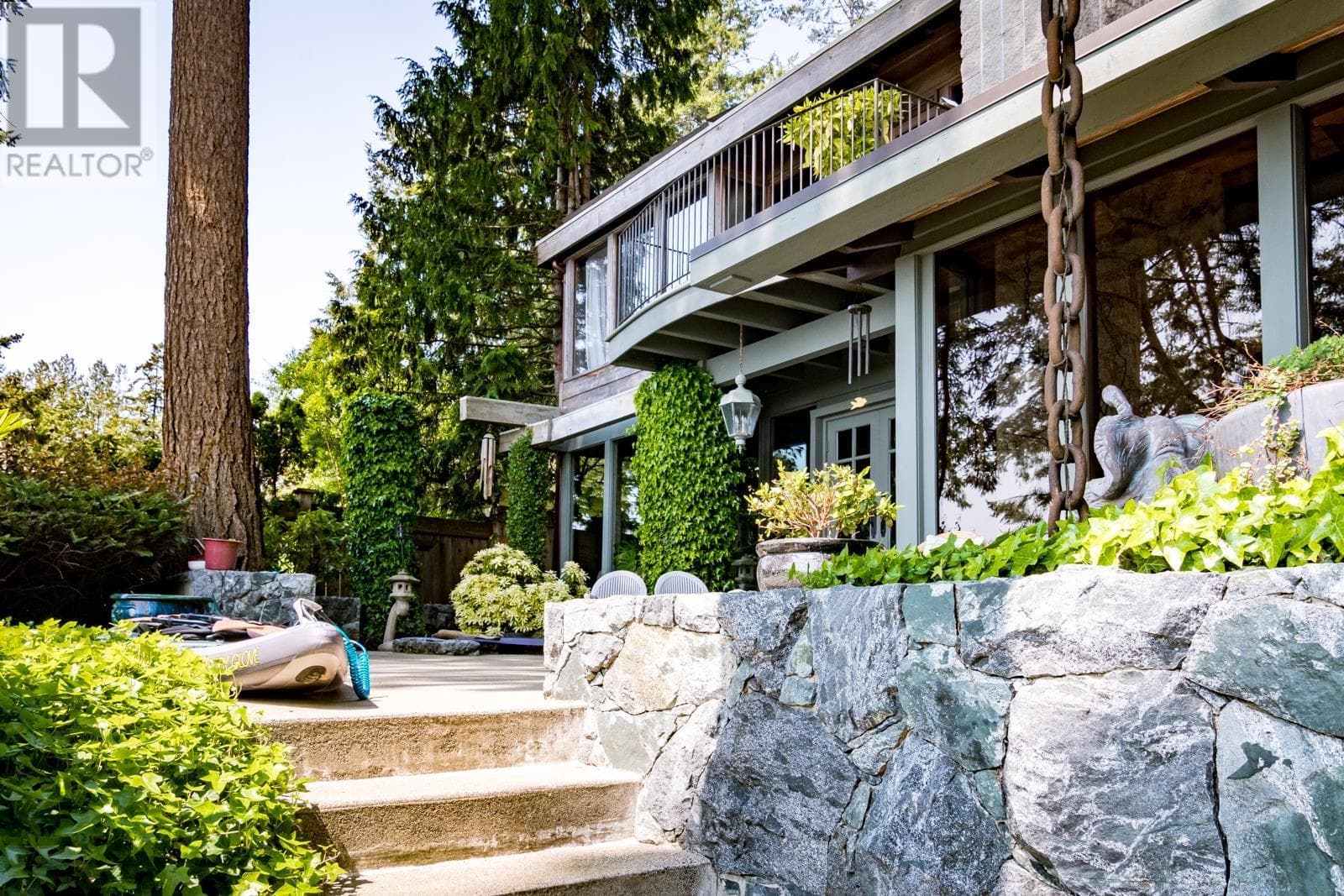 3581 BEACH AVENUE, Greater Vancouver — photo 4