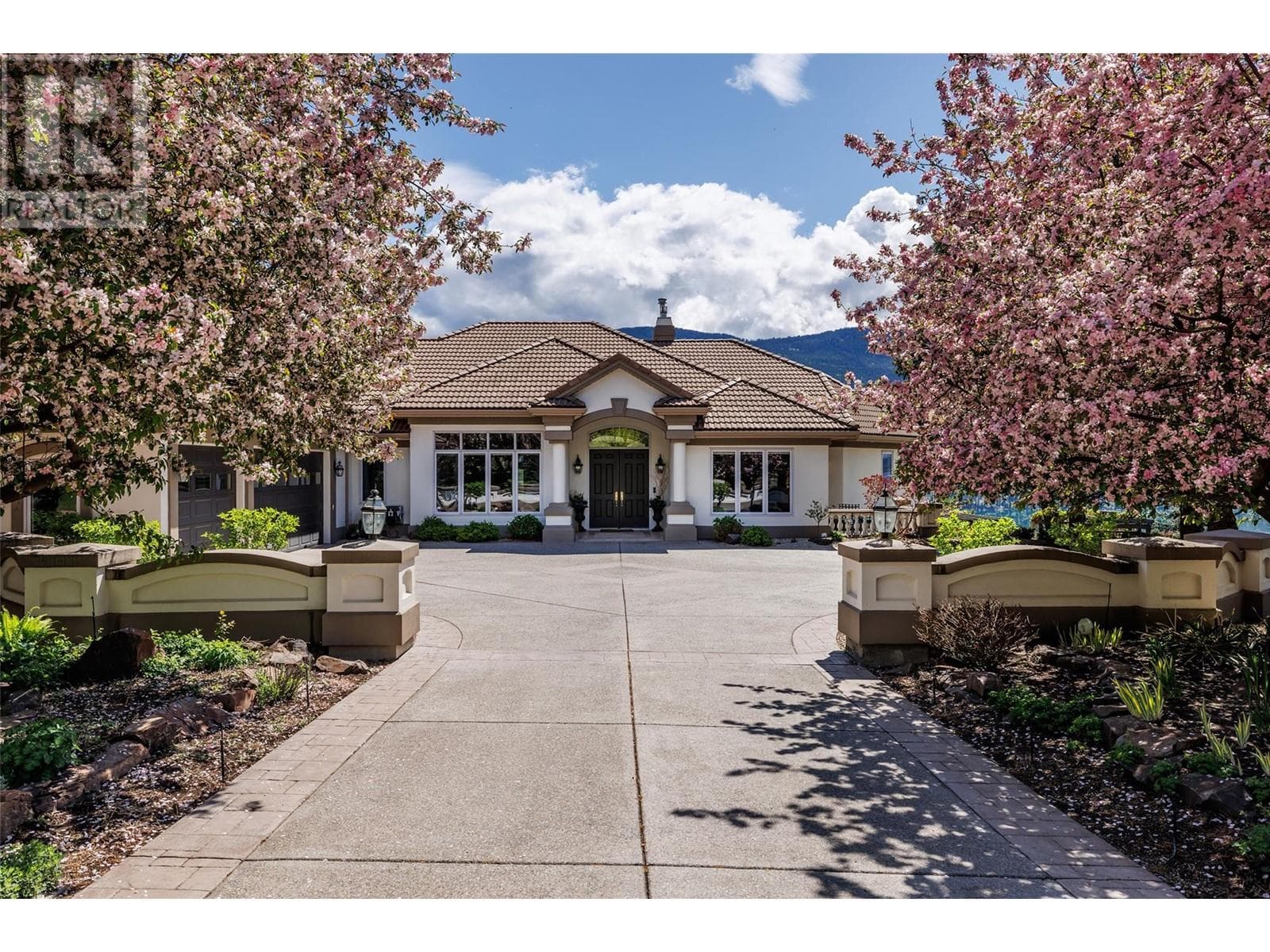 315 KALAMALKA LAKEVIEW DRIVE UNIT 1, Interior REALTORS® — photo 3