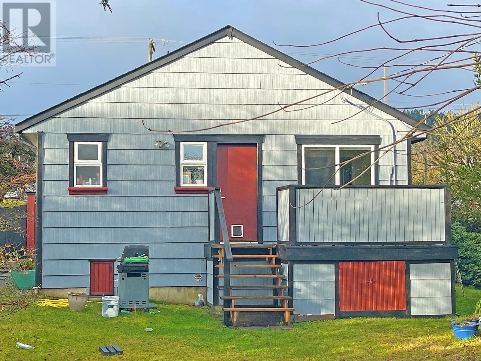 474 486 WAKESIAH AVENUE, Vancouver Island — photo 3