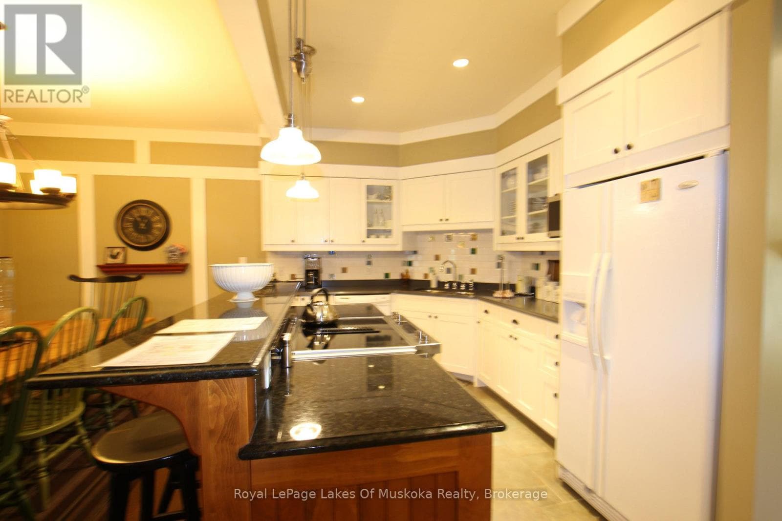 V 14 W 3 - 1020 BIRCH GLEN ROAD, OnePoint — photo 2