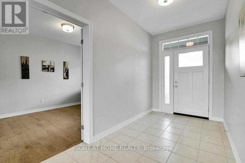 844 SNOWDROP CRESCENT, Ottawa — photo 2