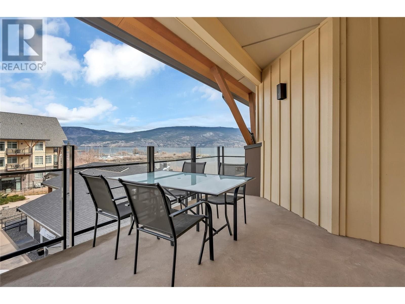 12811 Lakeshore Drive South Unit# 631, Interior REALTORS® — photo 4