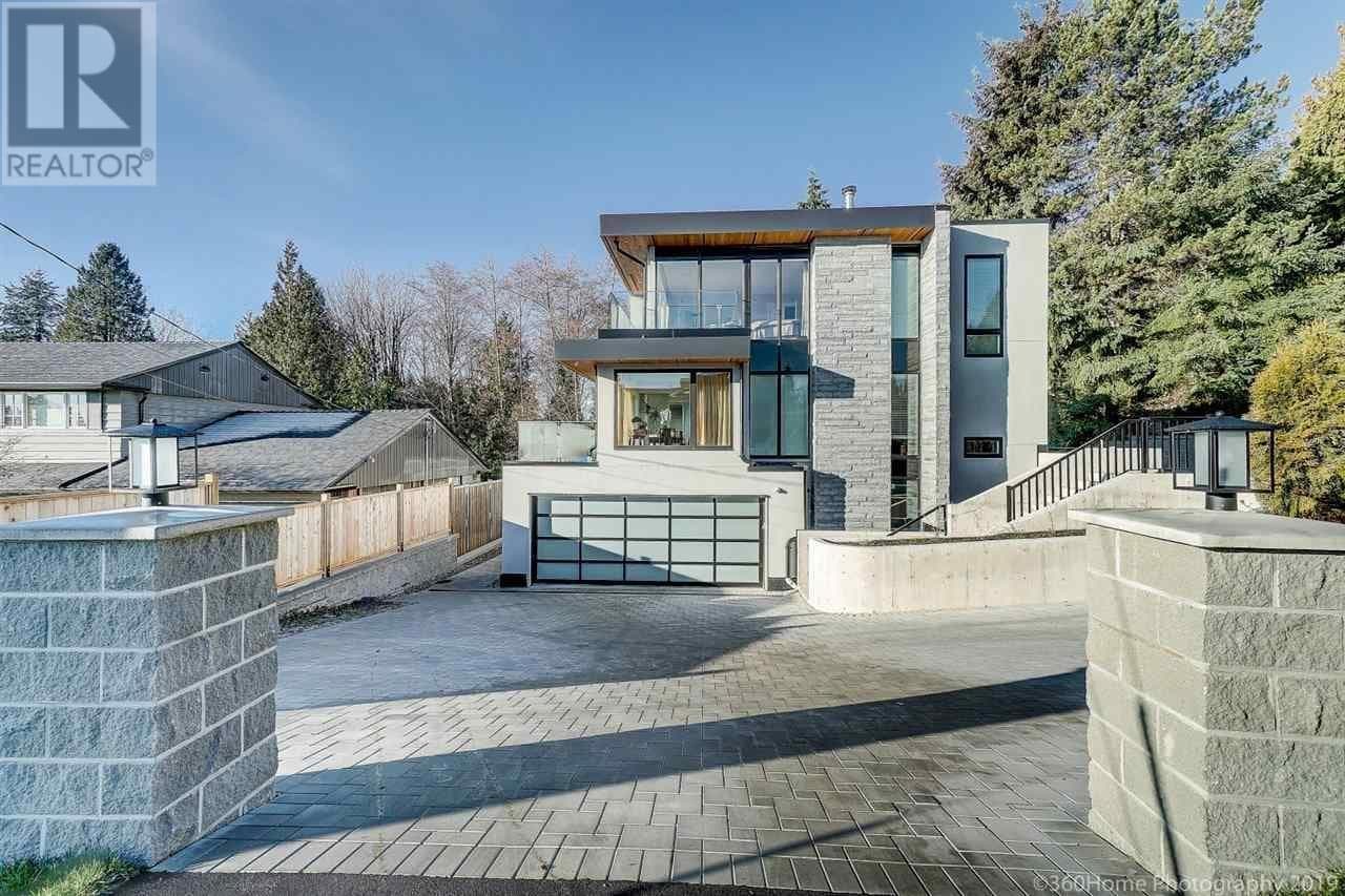 2010 QUEENS AVENUE, Greater Vancouver — photo 2
