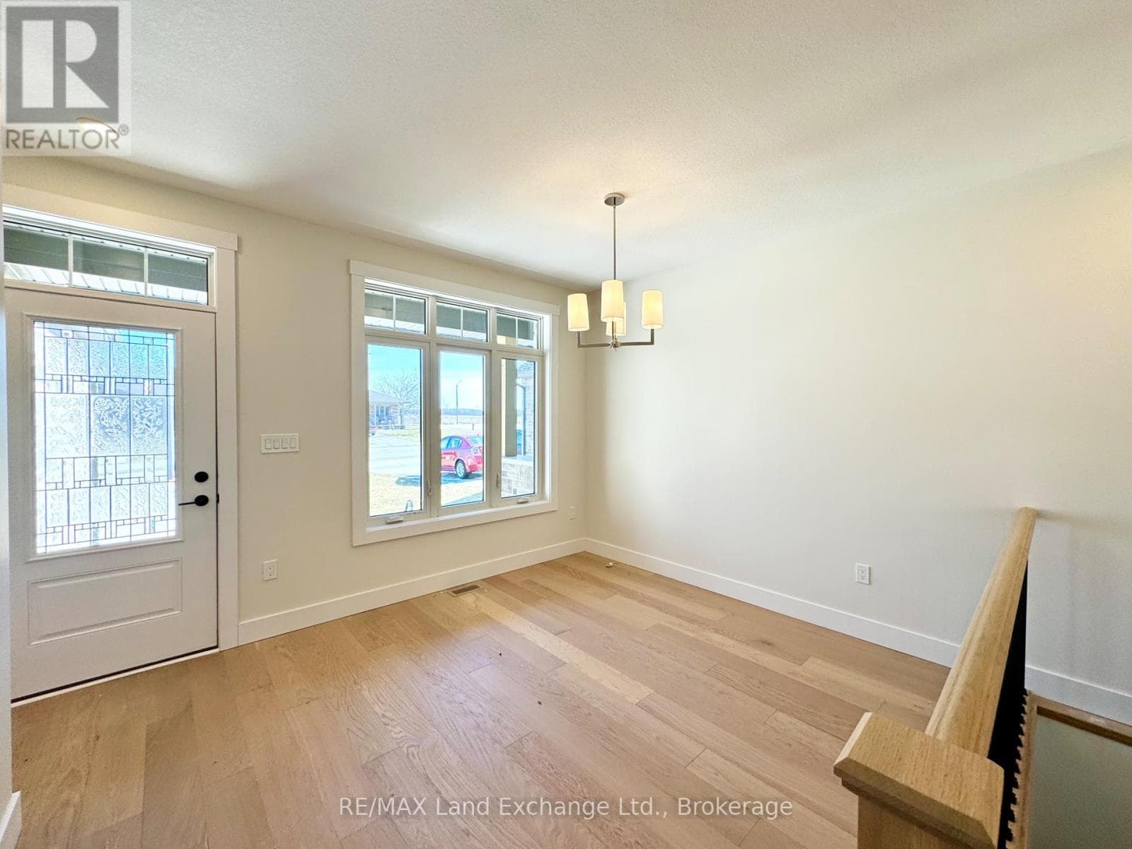 11 NYAH COURT, OnePoint — photo 4