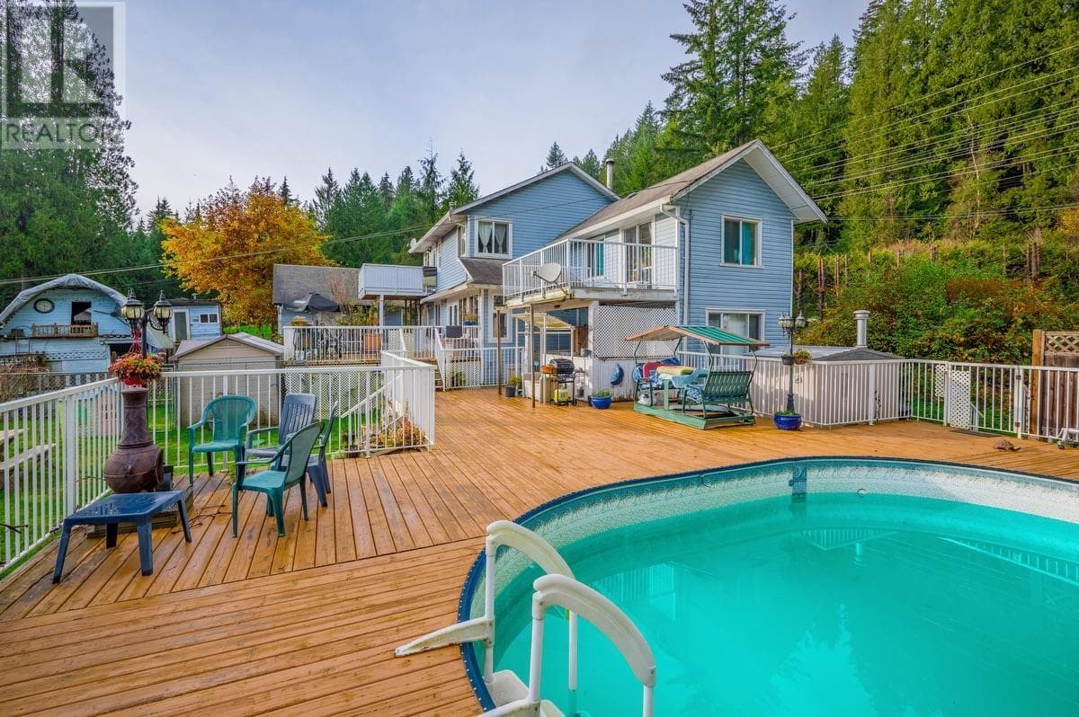 28316 DEWDNEY TRUNK ROAD, Greater Vancouver — photo 2