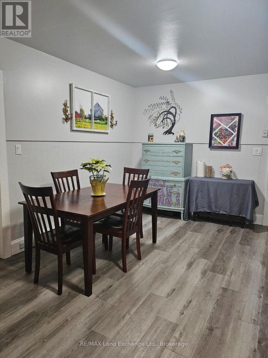 12 CLINTON STREET SOUTH, OnePoint — photo 4