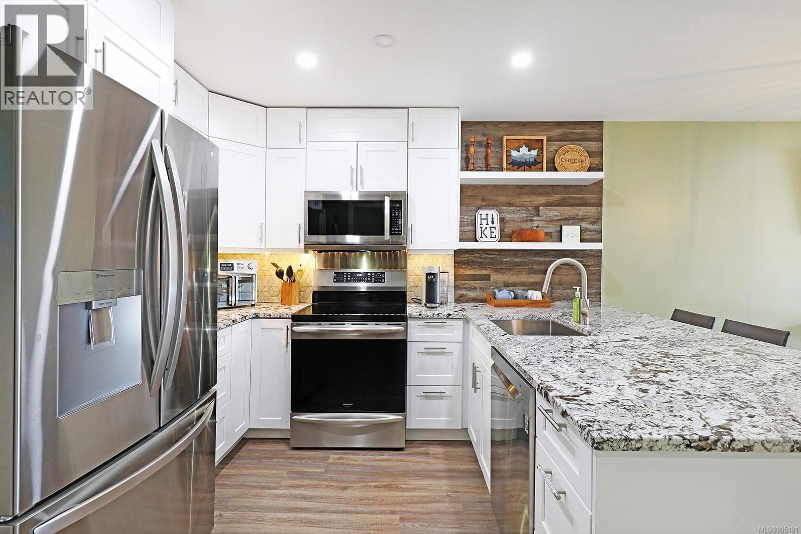 506 1201 HENRY ROAD in 