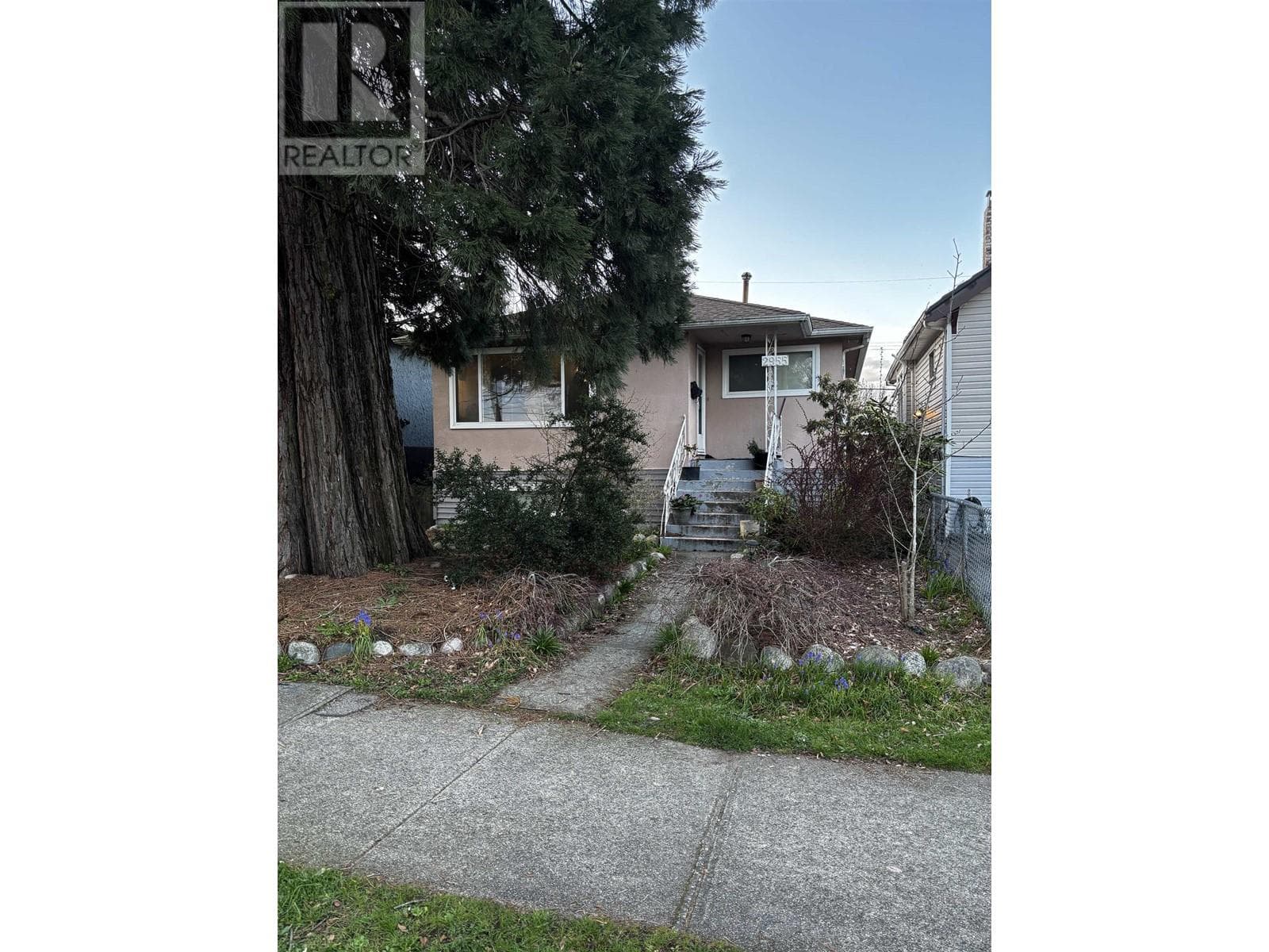 2955 EAST 29TH AVENUE in Renfrew-Collingwood