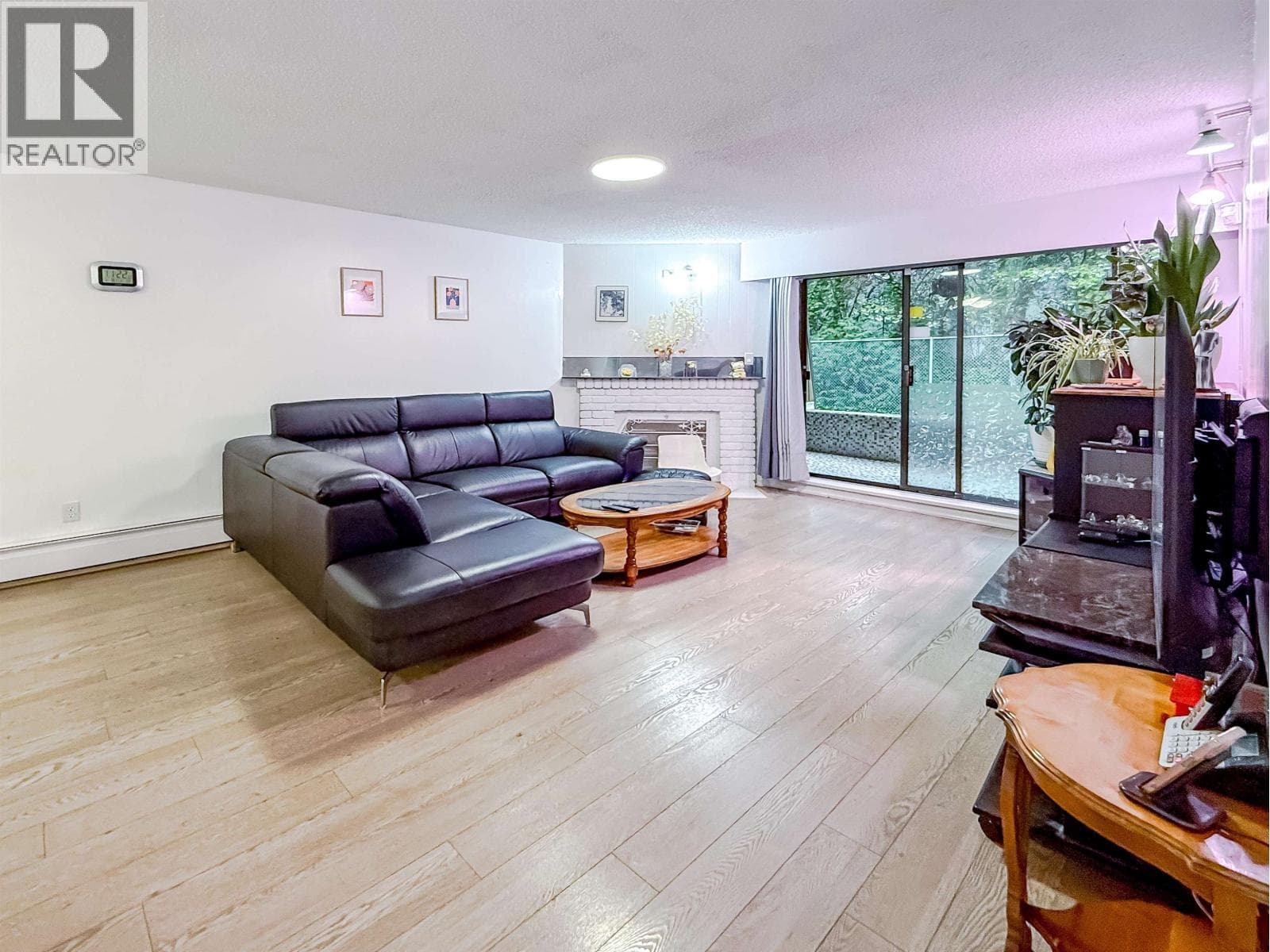 124 9101 HORNE STREET, Greater Vancouver — photo 2