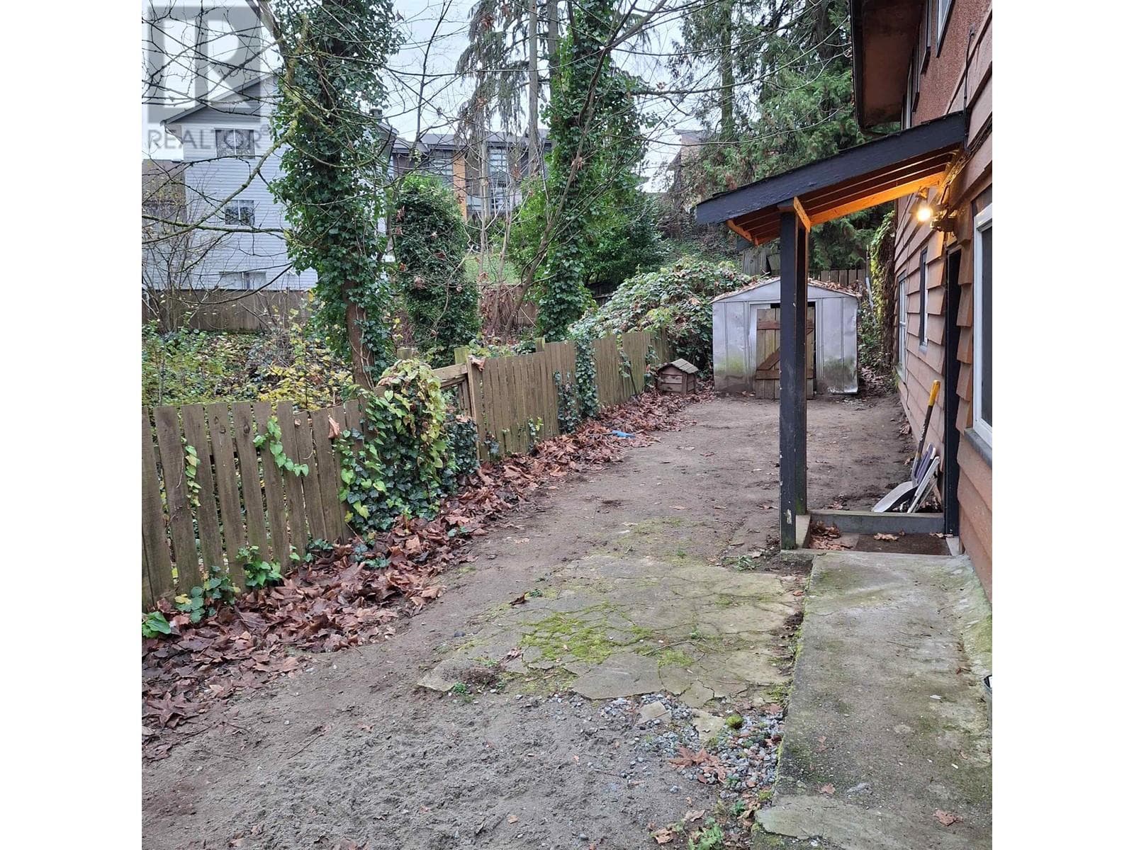 934-938 CLARKE ROAD, Greater Vancouver — photo 5