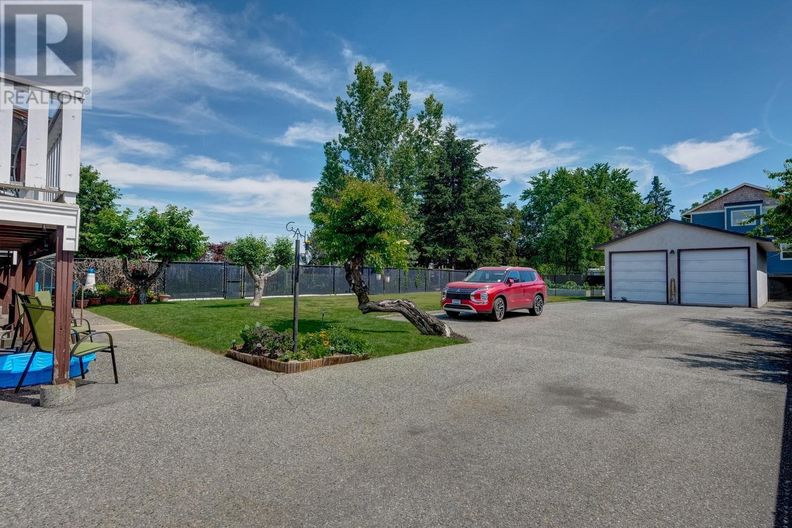 3029 GORDON DRIVE, Interior REALTORS® — photo 2