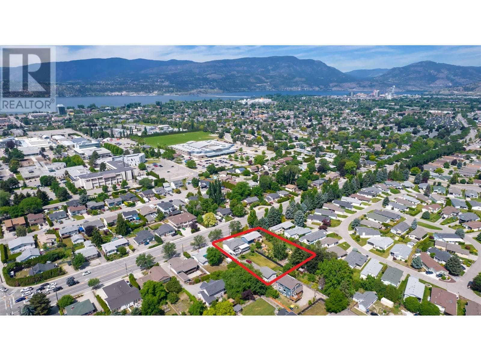 3009 GORDON DRIVE in South Pandosy - KLO