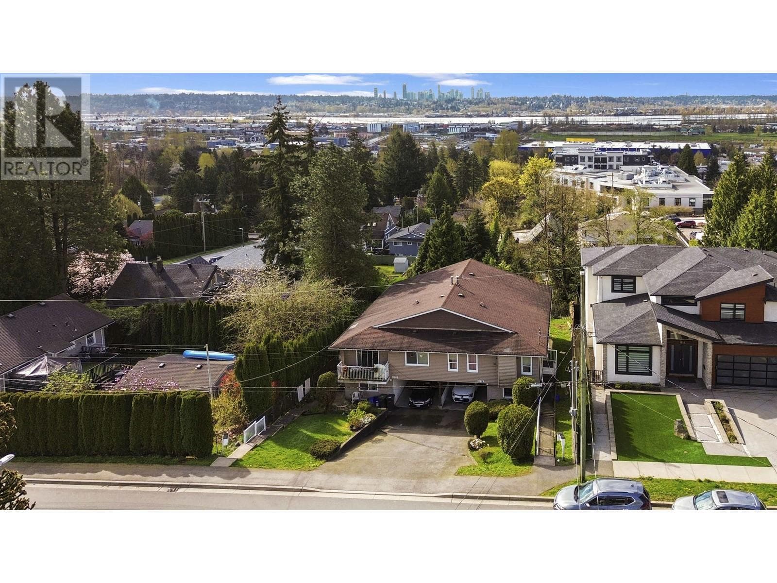 1020 QUADLING AVENUE, Greater Vancouver