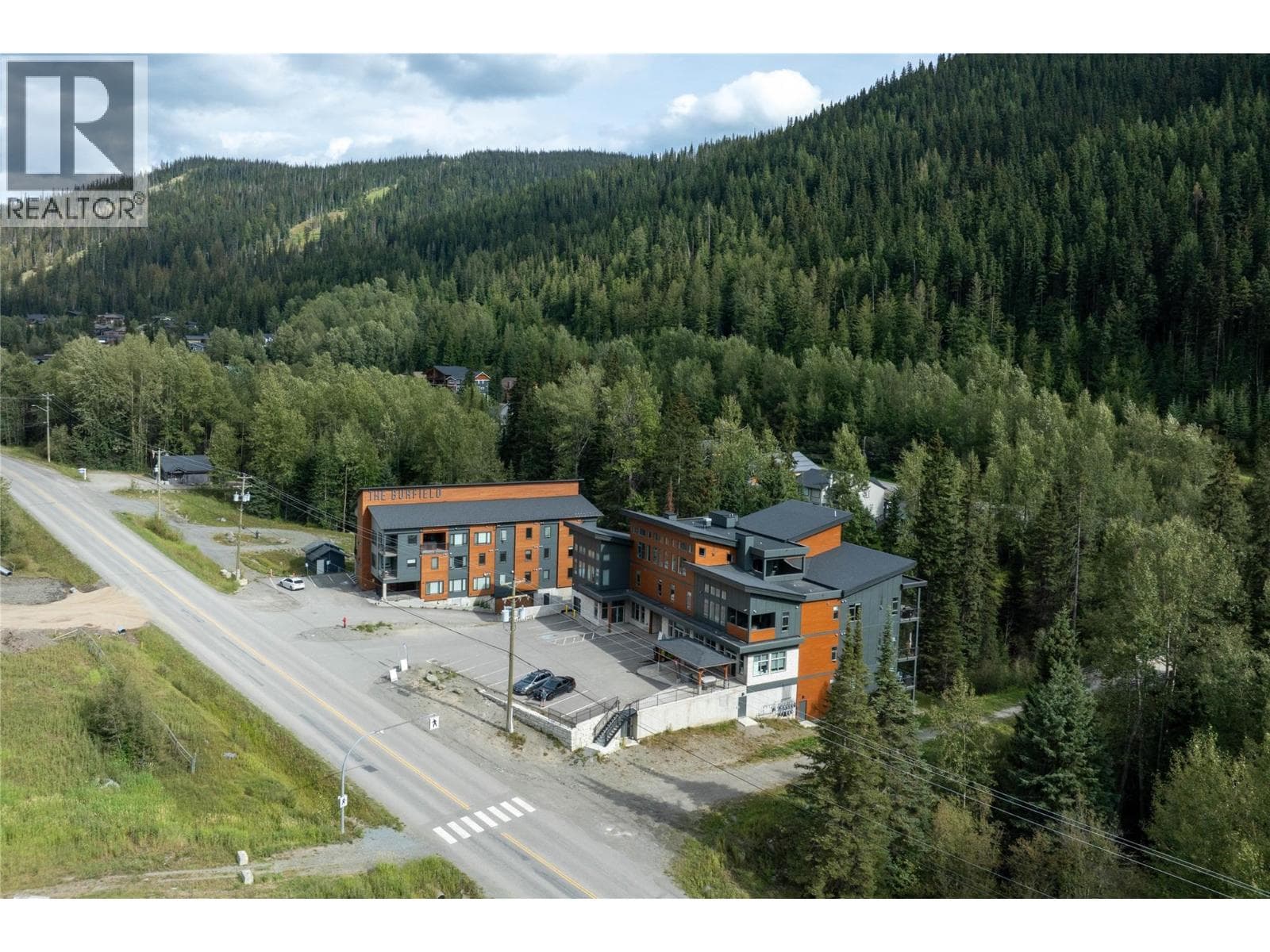 1130 SUN PEAKS Road Unit# A & B, Interior REALTORS® — photo 2