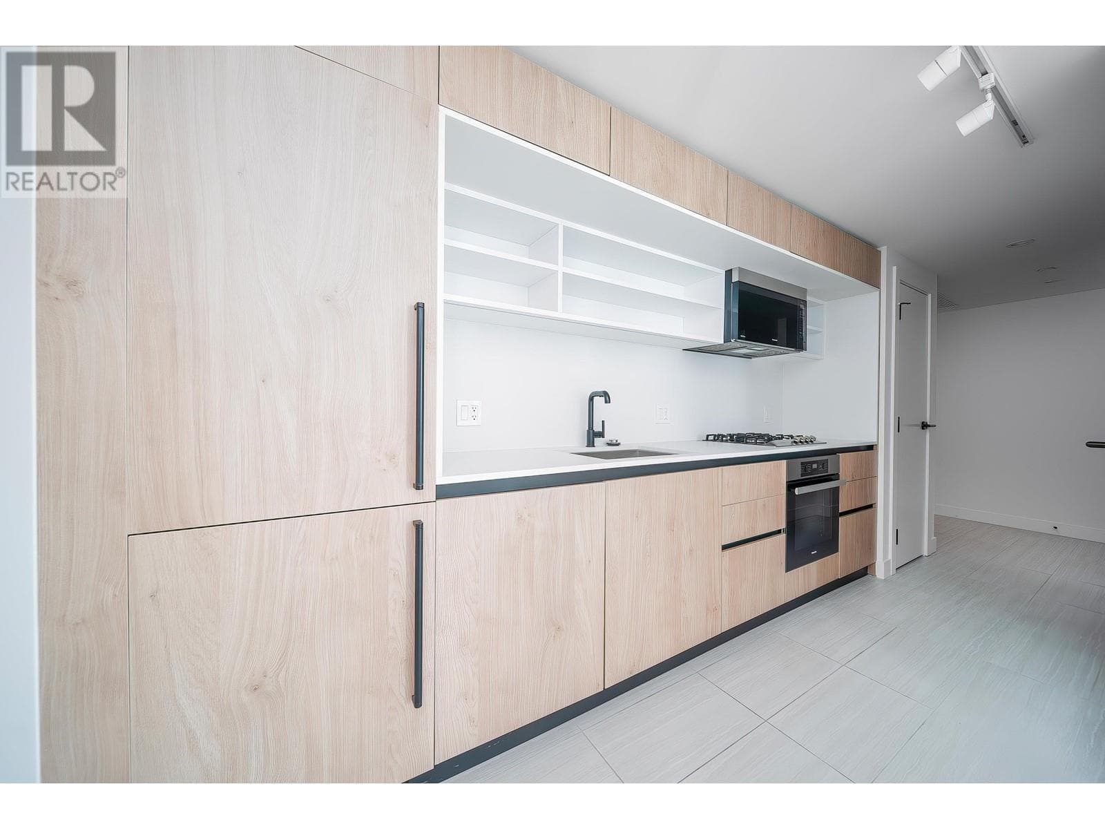 1009 5058 JOYCE STREET, Greater Vancouver — photo 3